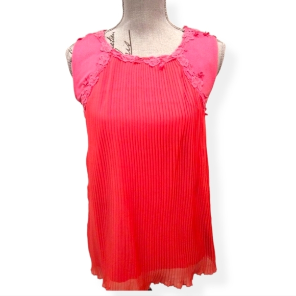 CORAL Sleeveless Blouse - Picture 1 of 13